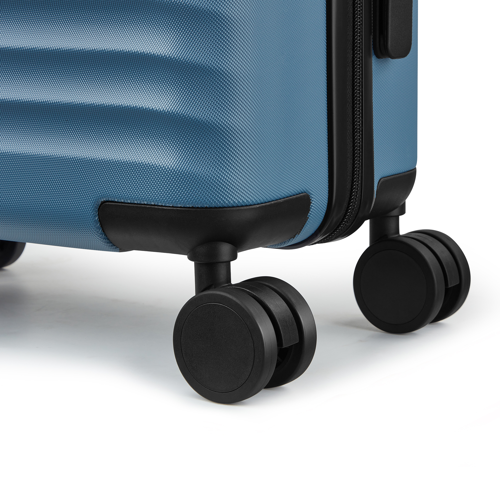 Wave-Ribbed Hard-Shell Spinner Luggage Set with Phone Stand view 25