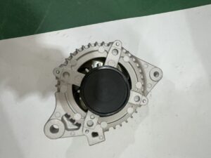Toyota 27060-0T020 Alternator view 8