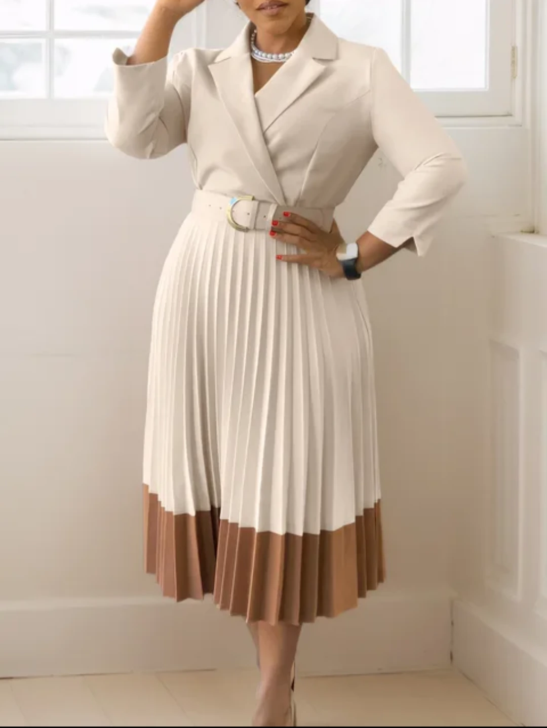 Black Blazer-Style Pleated Midi Dress view 7