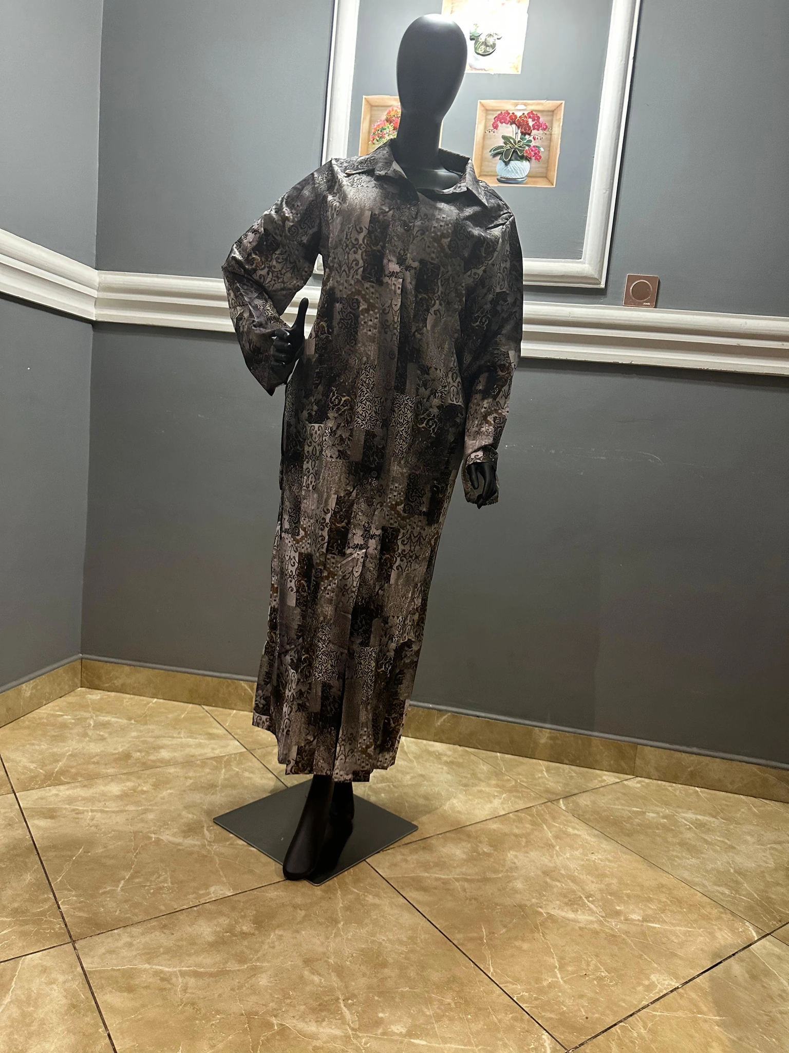 Women's Charcoal Patchwork-Print Relaxed Collared Maxi Dress