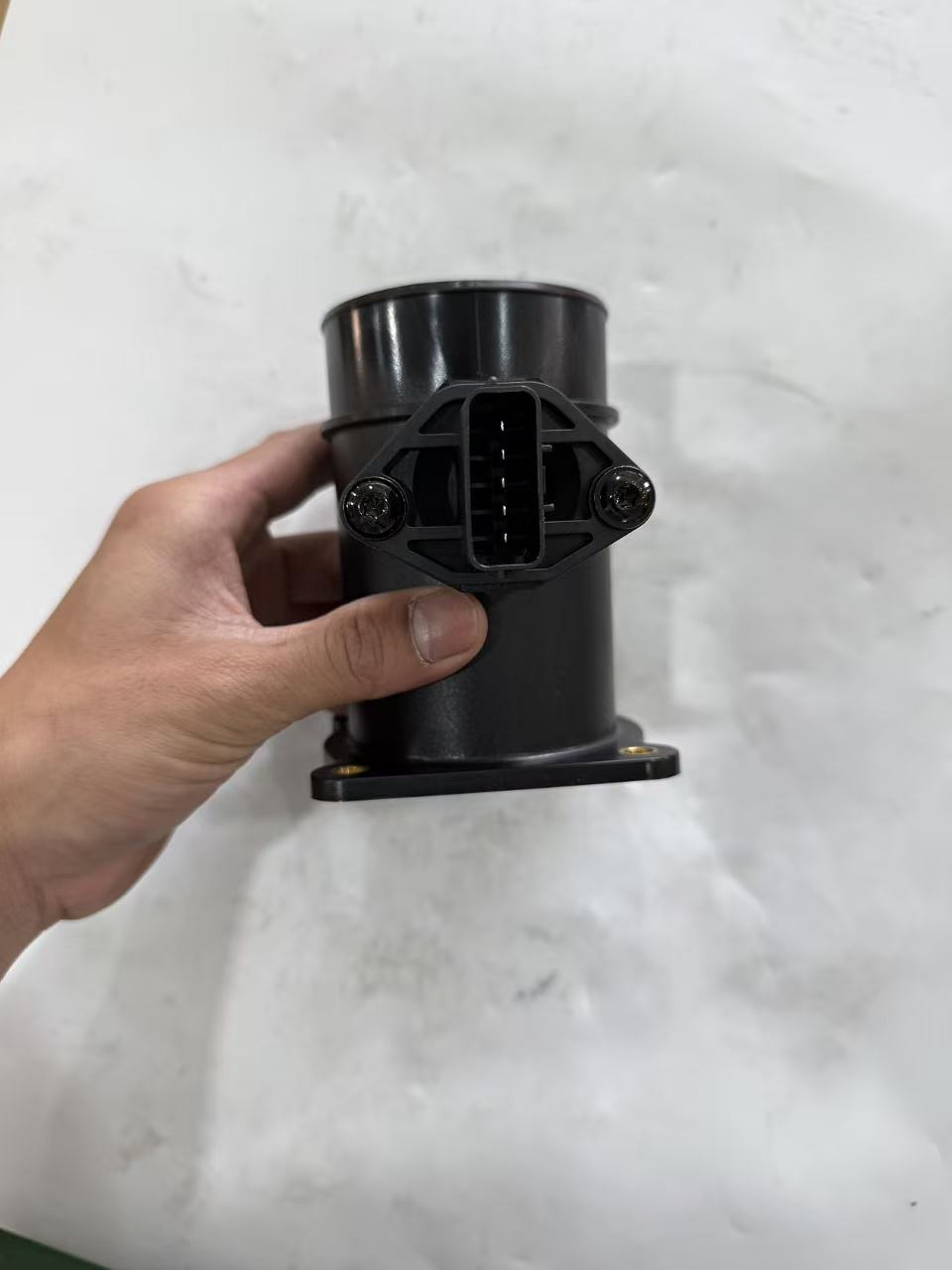 Nissan 22680-AU300 MAF Sensor view 3