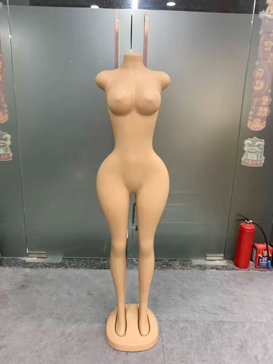 Curvy Headless and Armless Full-Body Female Mannequin