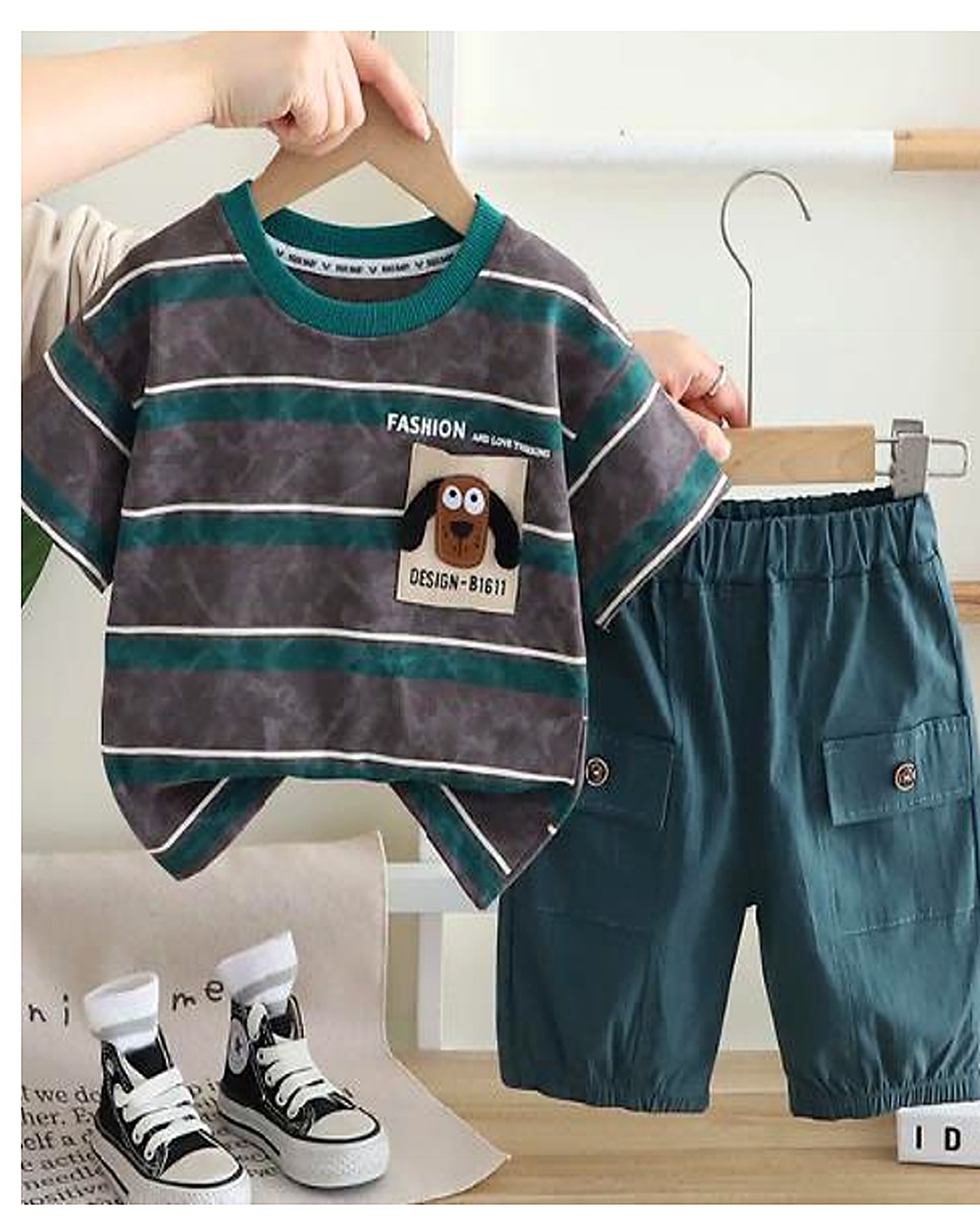 Teal Striped Tee and Cargo Shorts Set showcase