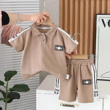 Camel Stripe-Panel Polo Shorts Set showcase