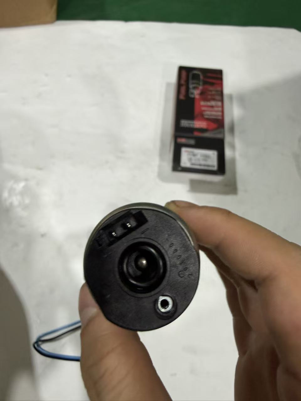 Toyota 23220-0P021 Fuel Pump view 3