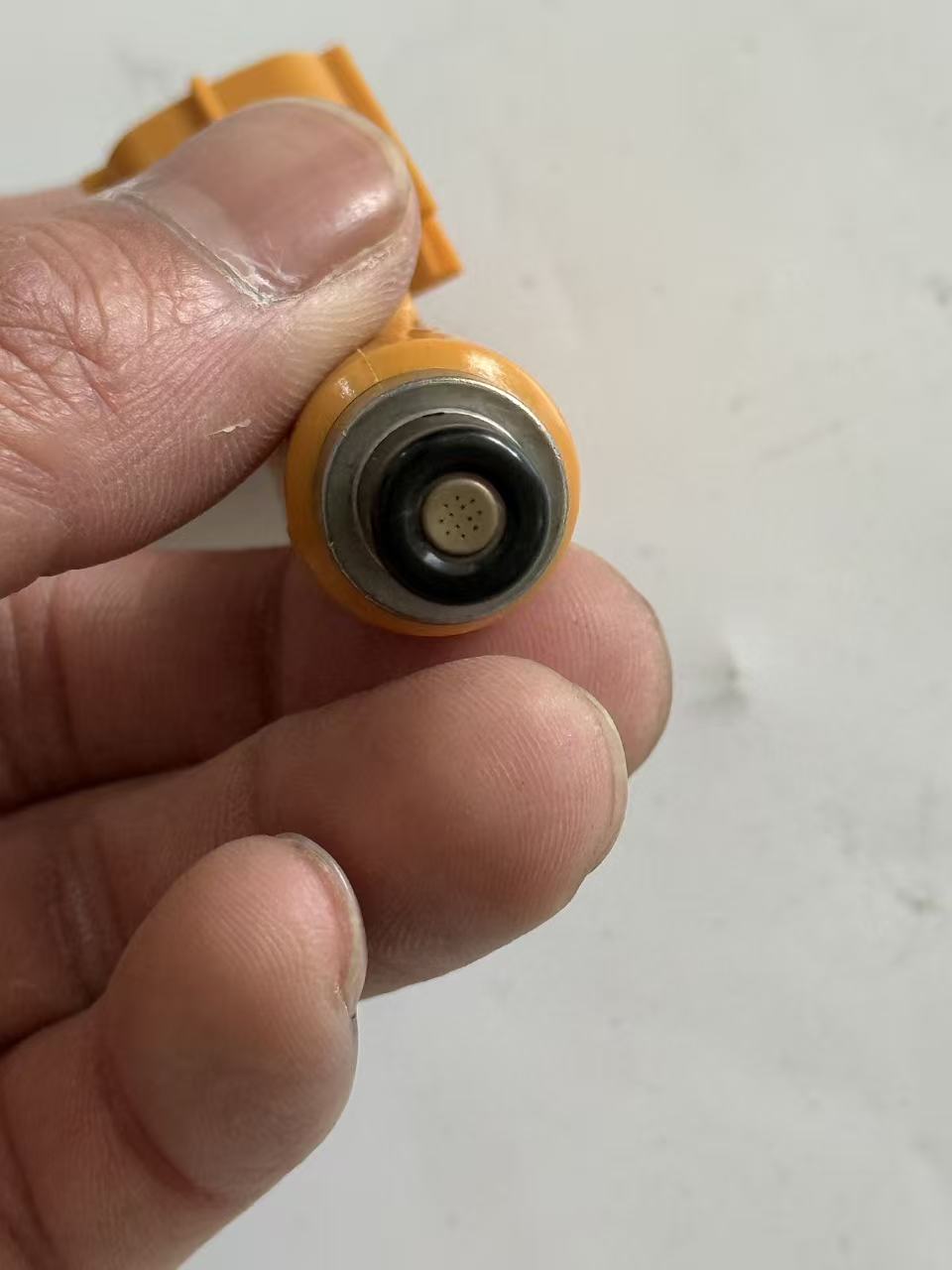 Toyota 23250-0H050 Fuel Injector view 2