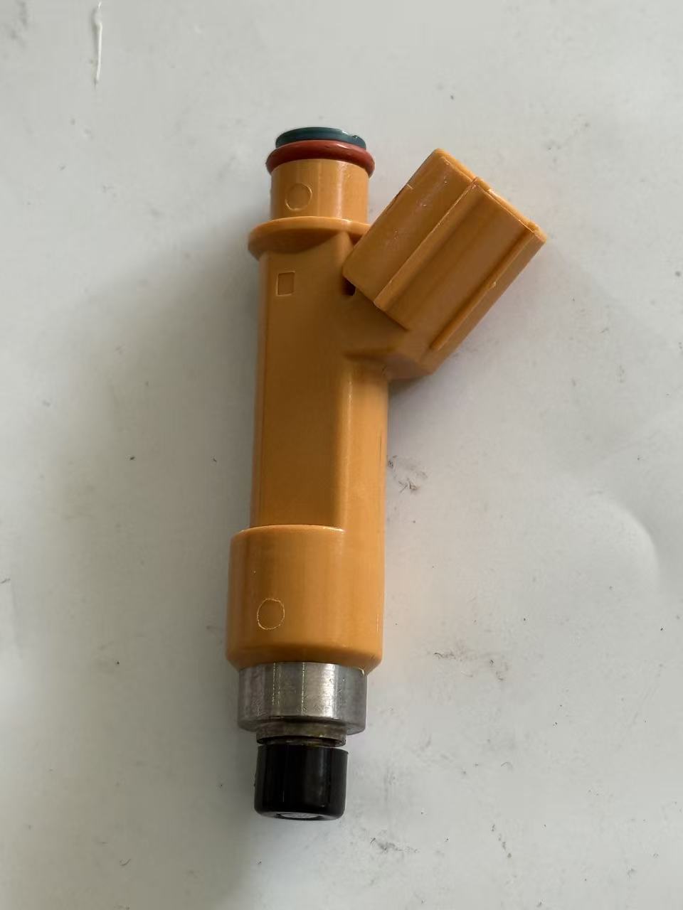 Toyota 23250-0H050 Fuel Injector view 3
