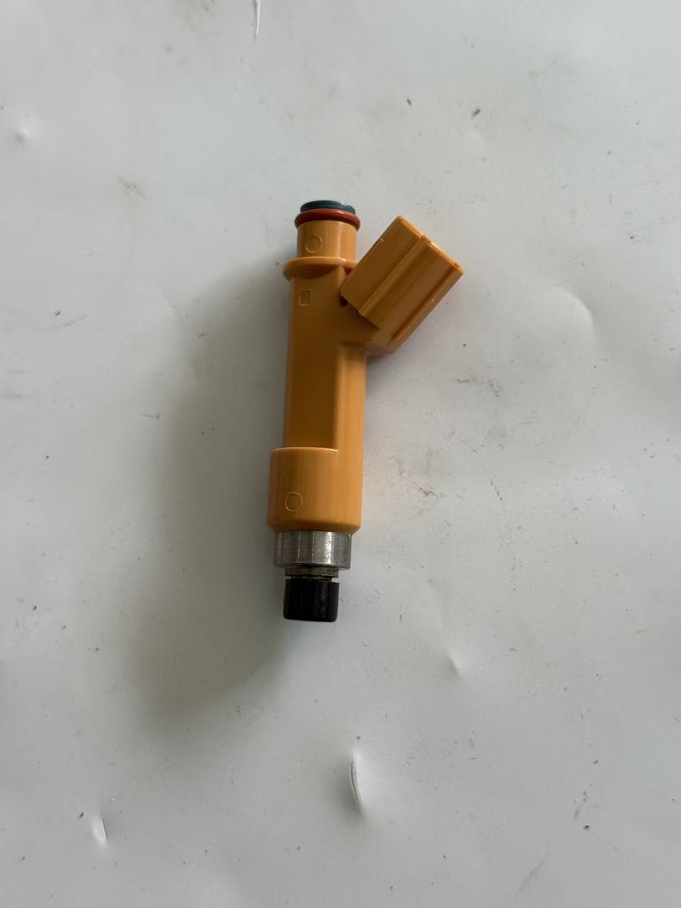 Toyota 23250-0H050 Fuel Injector view 4