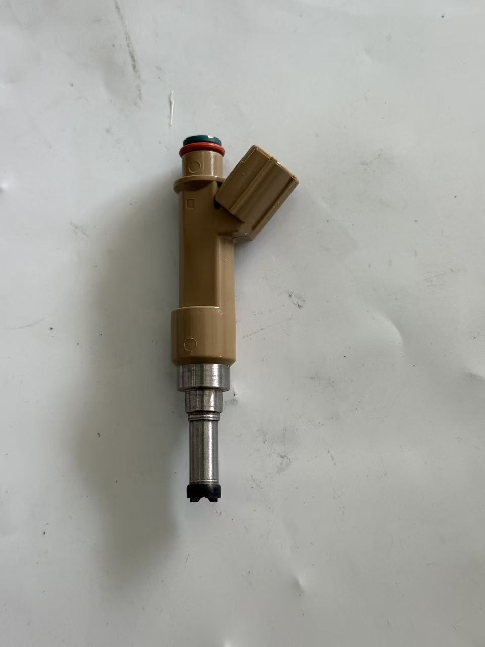 Toyota 23250-0T010 Fuel Injector view 6