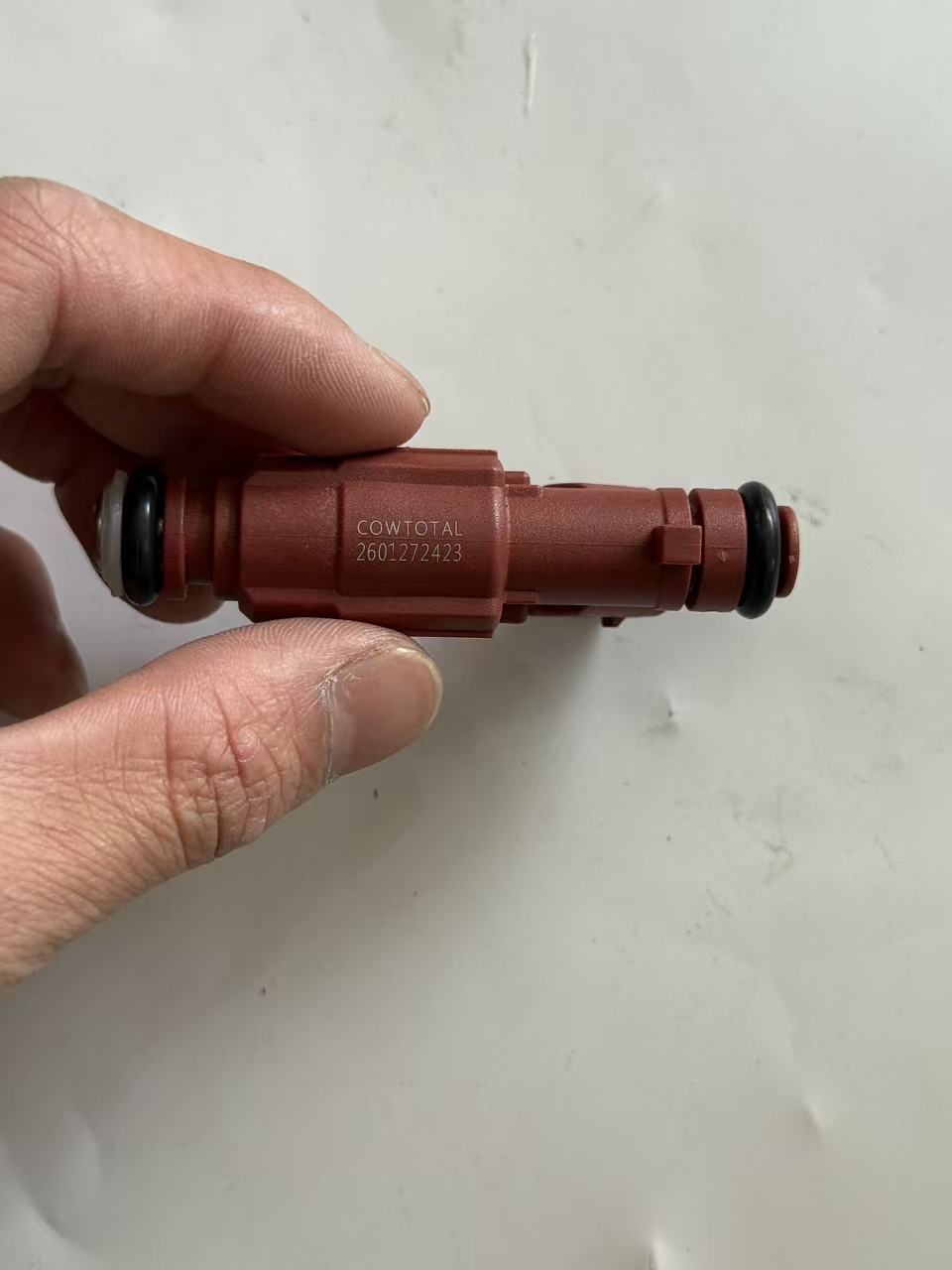 Hyundai 35310-2E000 Fuel Injector view 3