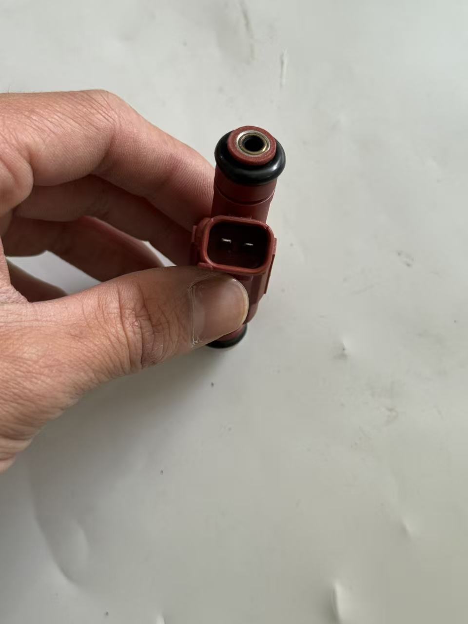 Hyundai 35310-2E000 Fuel Injector view 6