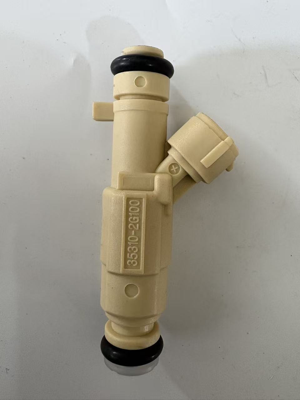 Hyundai 35310-2G100 Fuel Injector view 5