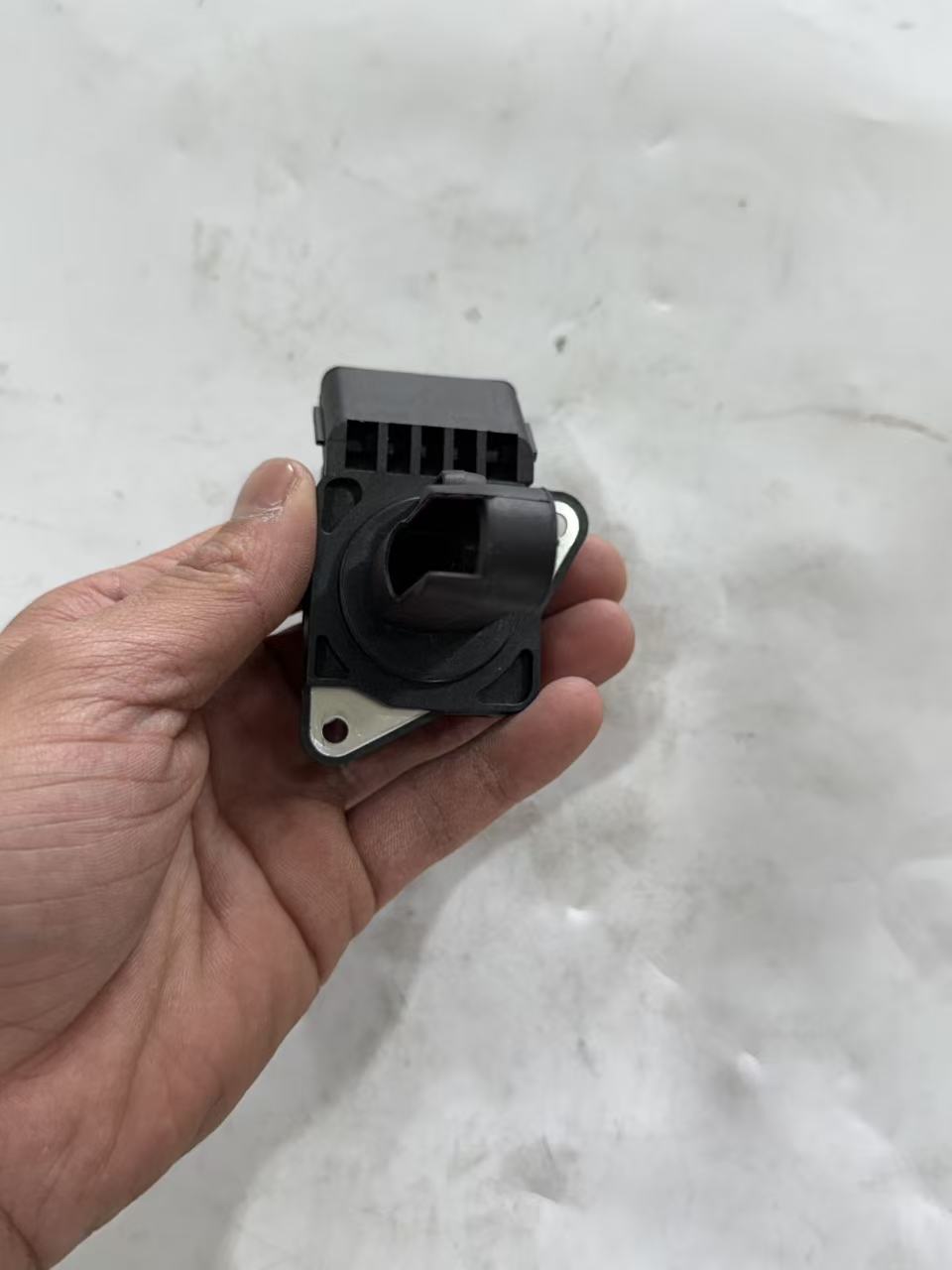 Toyota 22204-0D010 MAF Sensor view 4