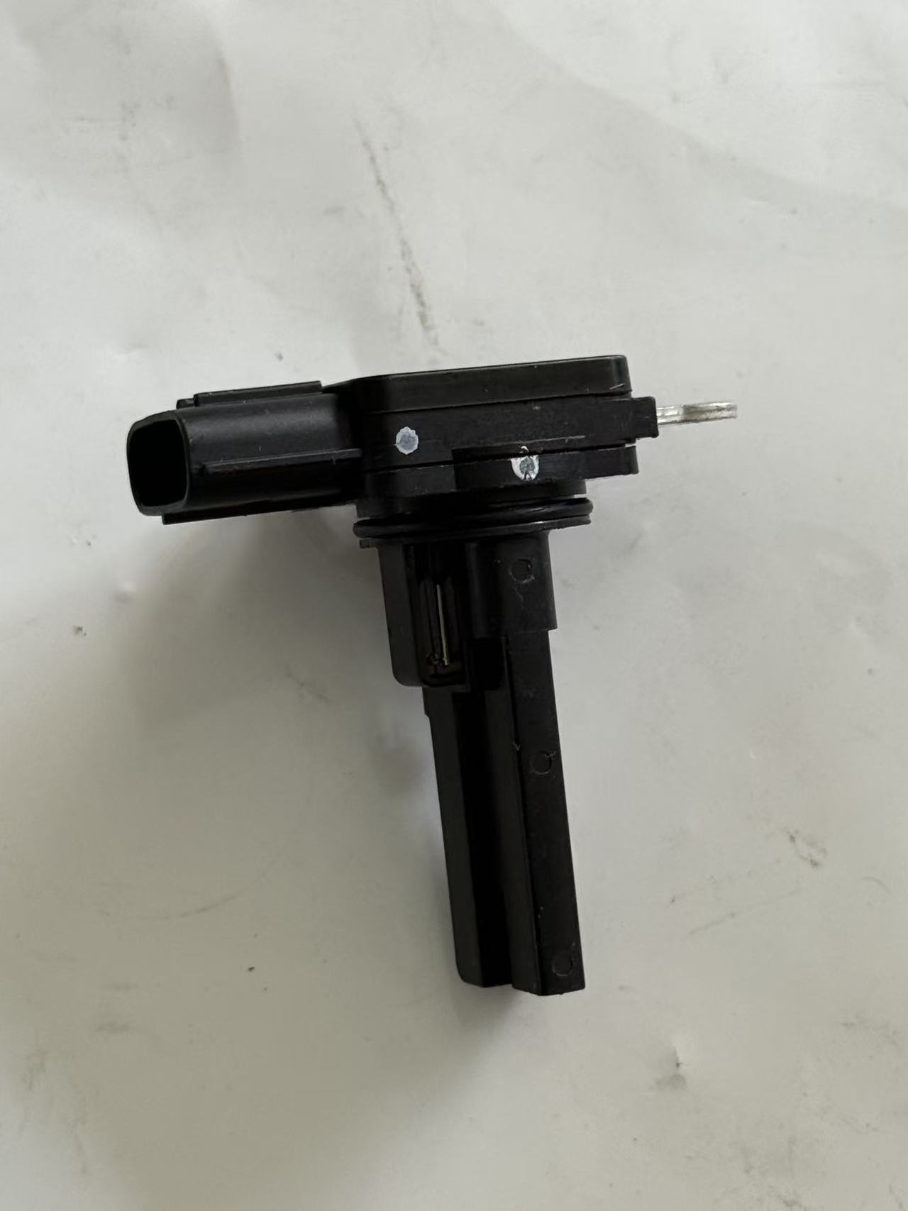 Toyota 22204-0H010 MAF Sensor view 2