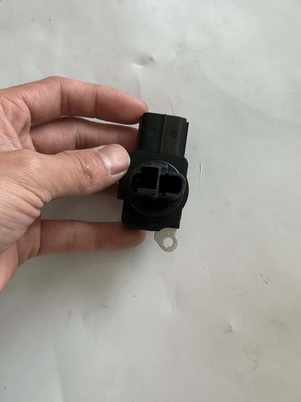 Toyota 22204-0T040 MAF Sensor view 5