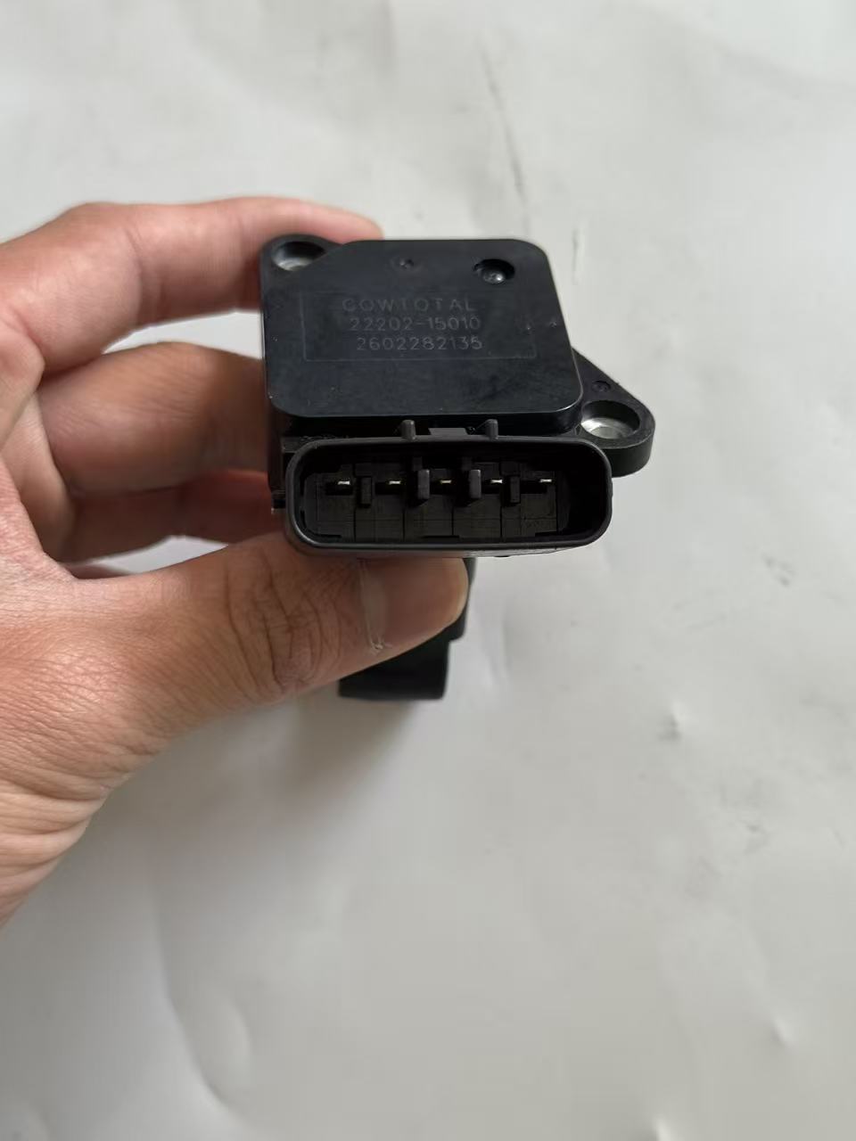Toyota 22204-15010 MAF Sensor view 5
