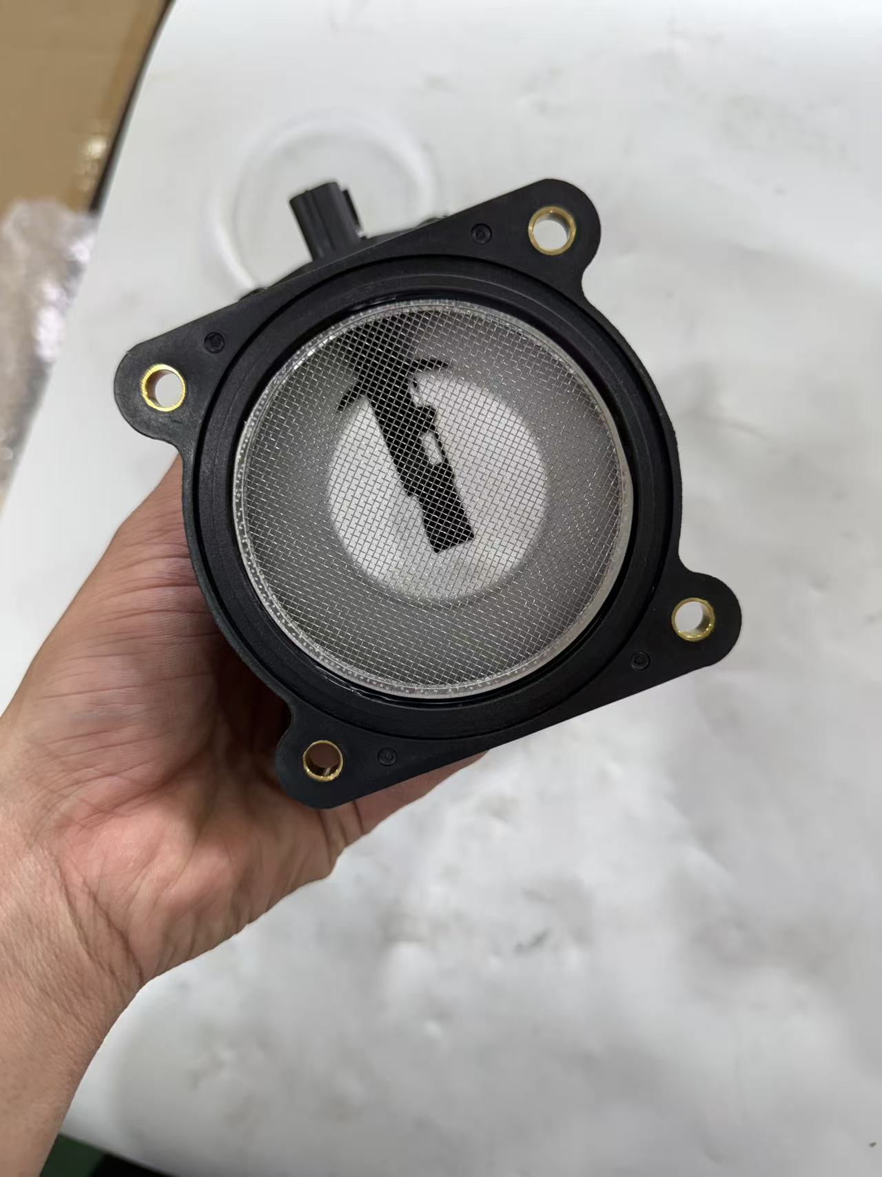 Nissan 22680-8J000 MAF Sensor view 3