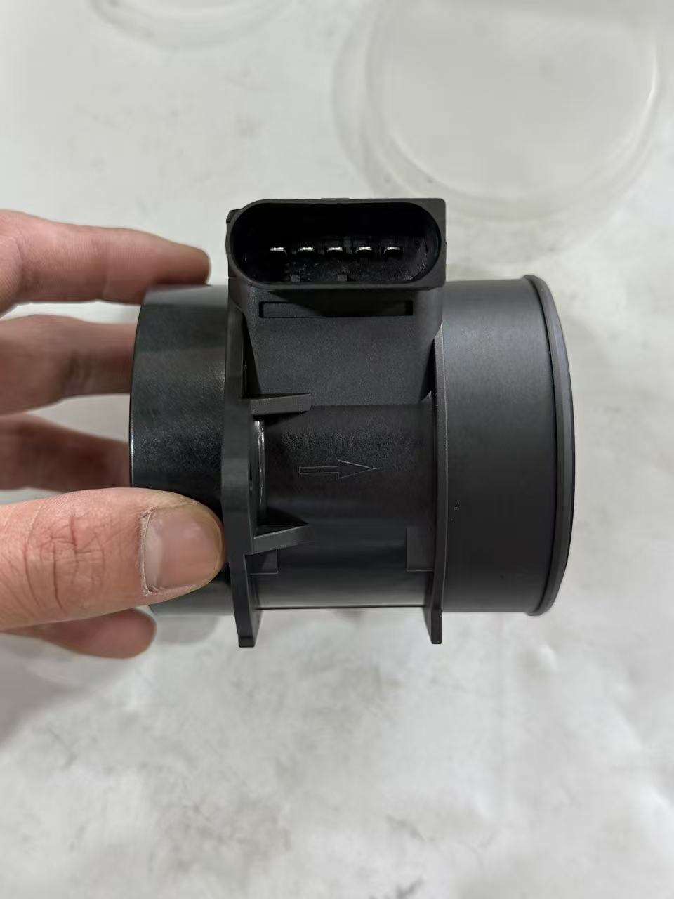 Hyundai 28164-23700 MAF Sensor view 3