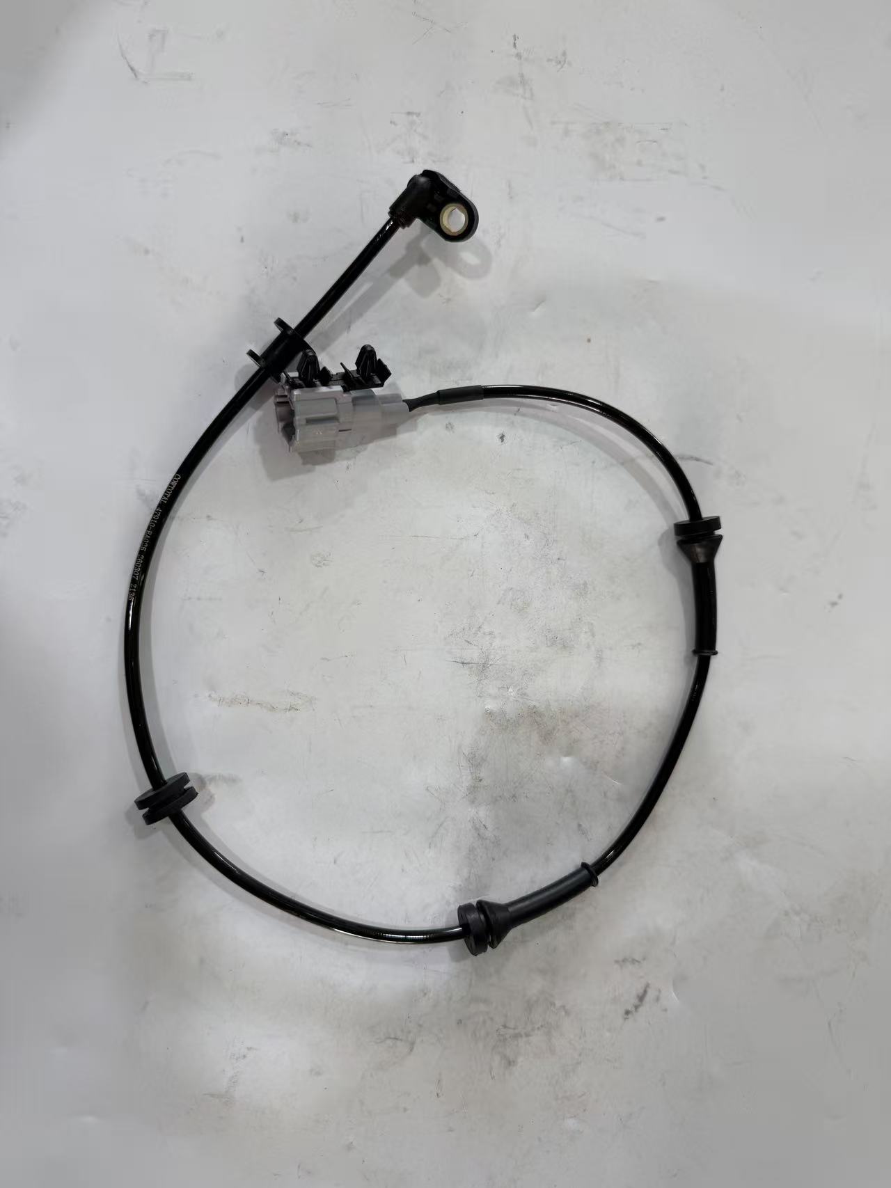 Nissan 47910-EA025 ABS Sensor view 4
