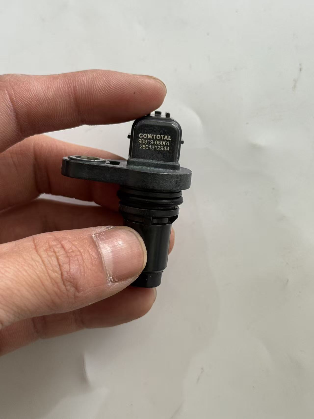 Toyota 90919-05061 Camshaft Position Sensor JSK-SNS-006 photo 1