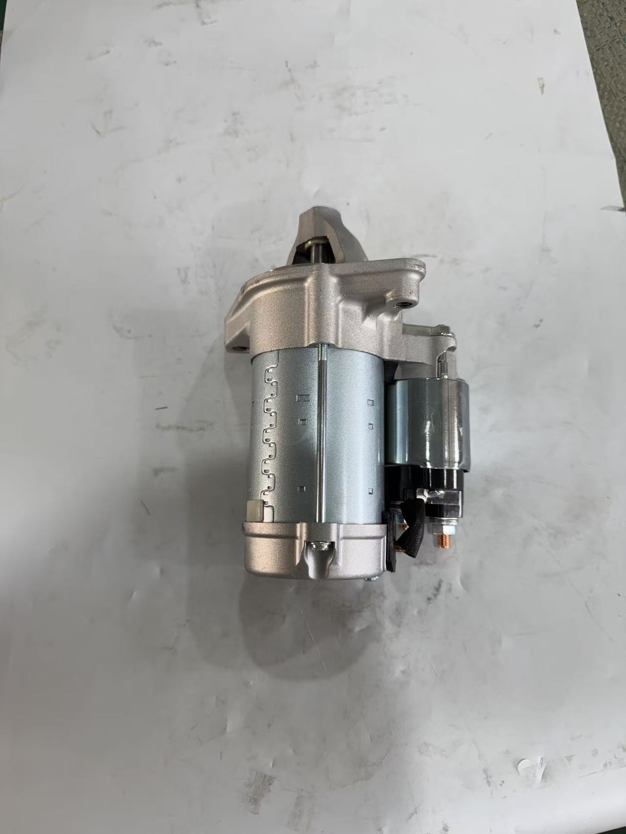 Toyota 28100-0T020 Starter Motor showcase