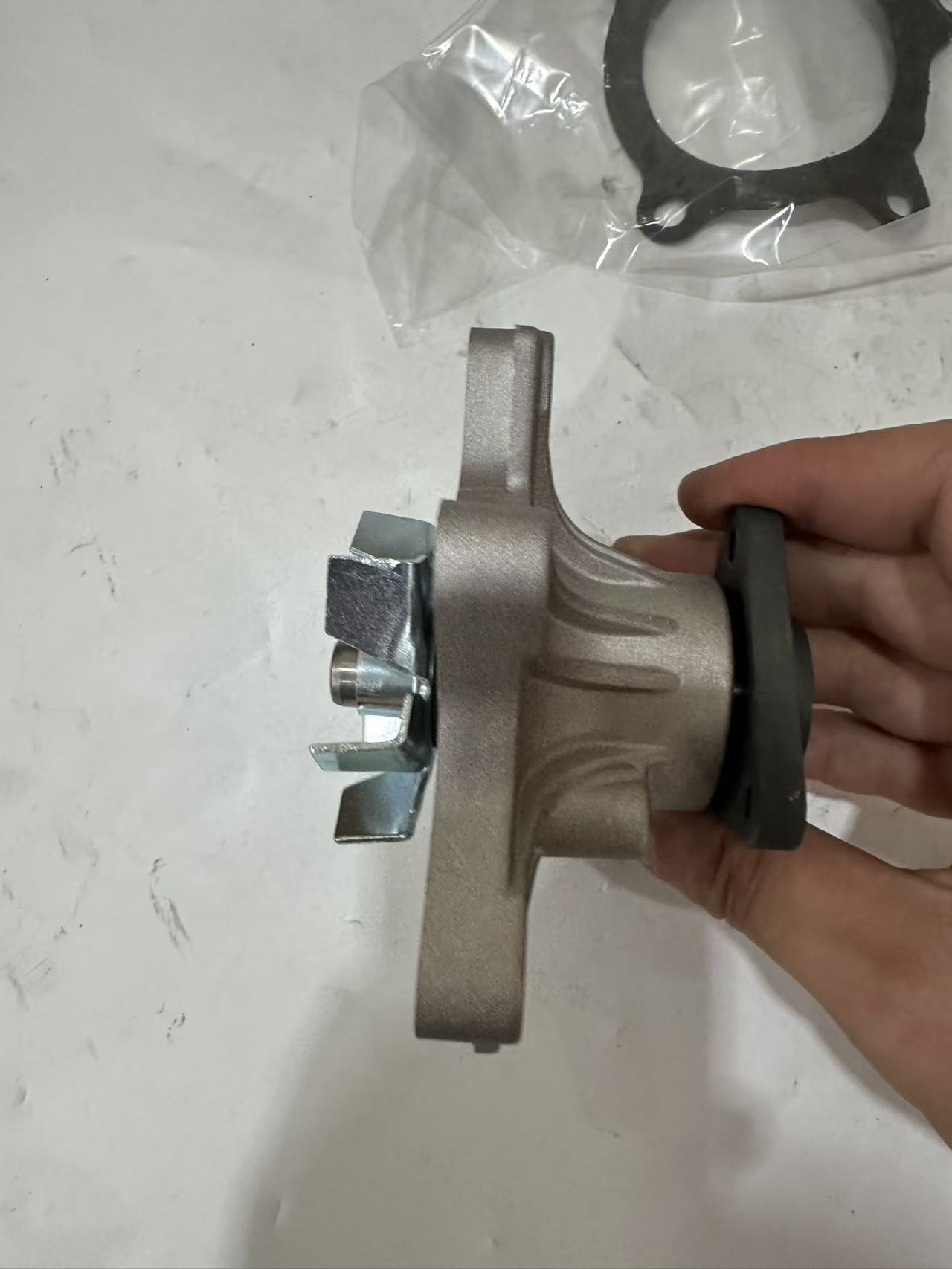 Toyota 16100-29155 Engine Water Pump view 4
