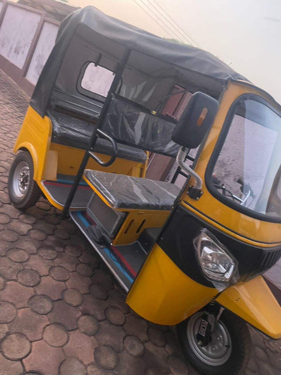 Open Passenger Tricycle JSK-TRI-001 photo 2