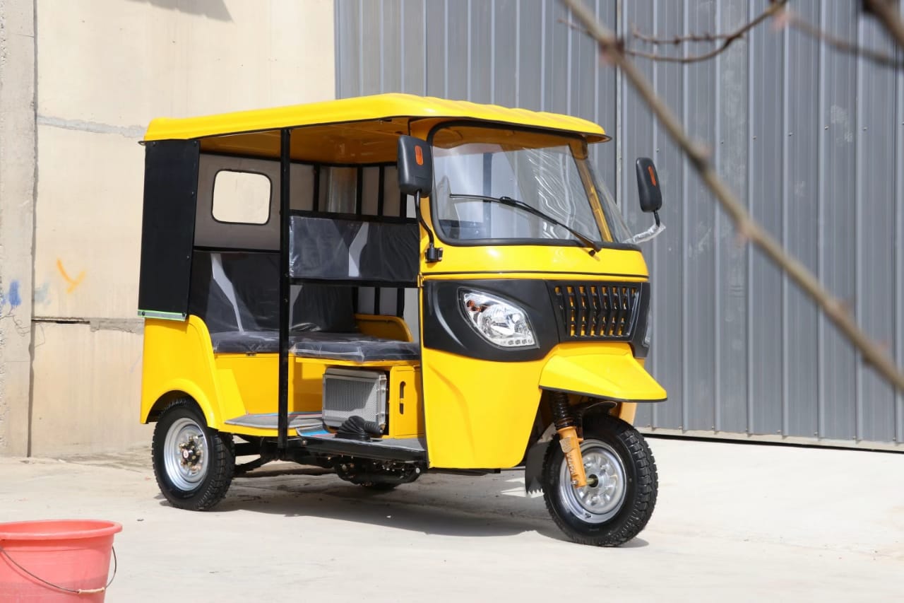 Open Passenger Tricycle view 3