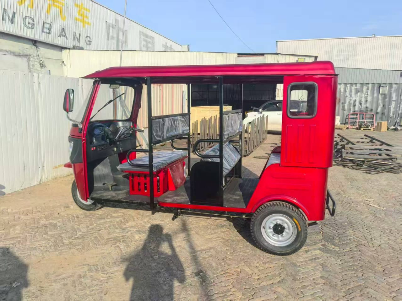 Two-Row Passenger Tricycle view 7