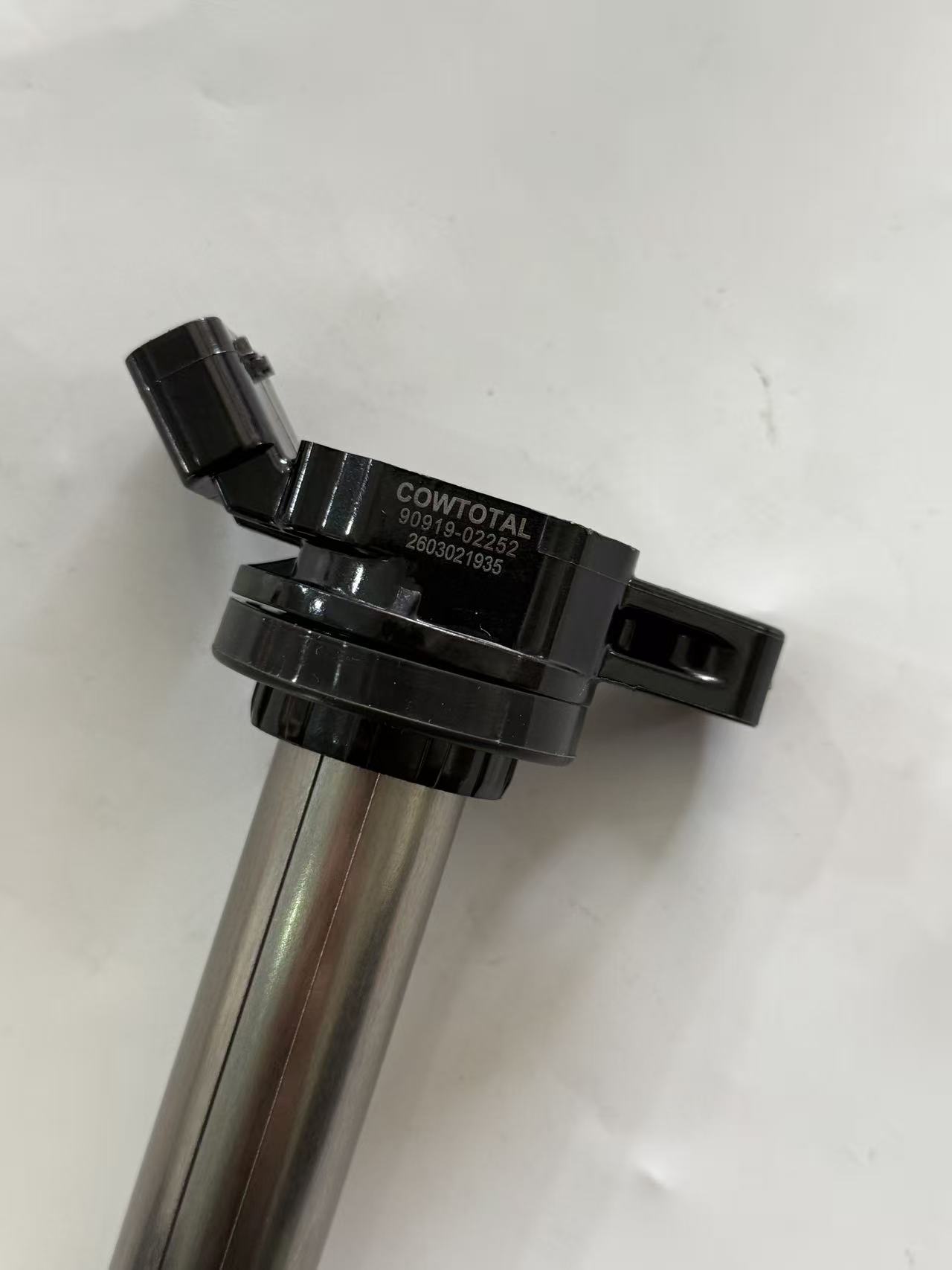 90919-02252 Ignition Coil view 3
